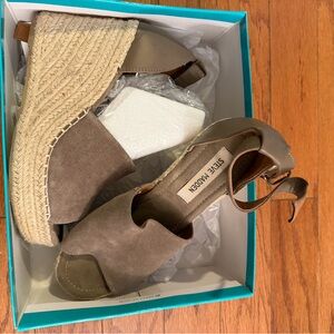 Women's Steve Madden Tan Wedge Sandals